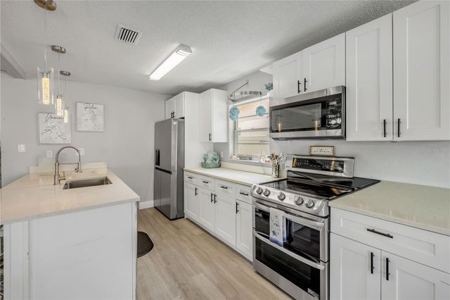 2952 CARRIAGE DRIVE, South Daytona, FL 32119