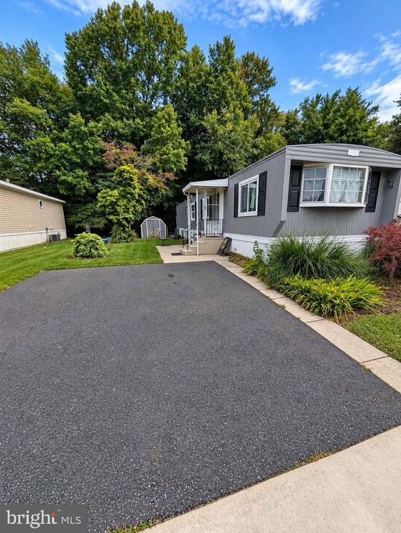 1976 EAST AVE #269, VINELAND, NJ 08360 — exterior