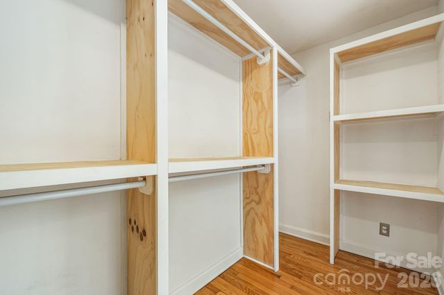 3226 Charlyne Drive, Hendersonville, NC 28792