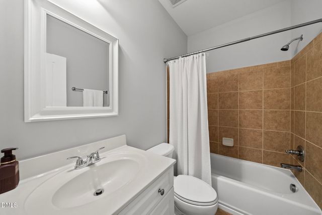 606 Stafford Brook Lane, Cary, NC 27519