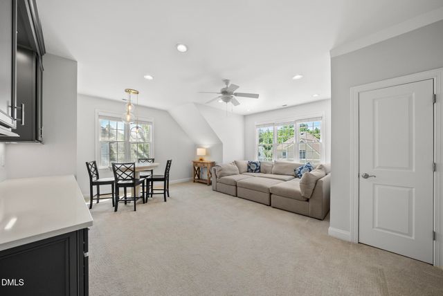 606 Stafford Brook Lane, Cary, NC 27519