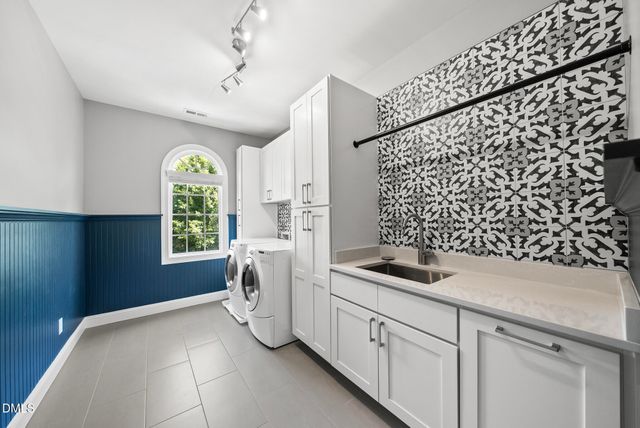 606 Stafford Brook Lane, Cary, NC 27519