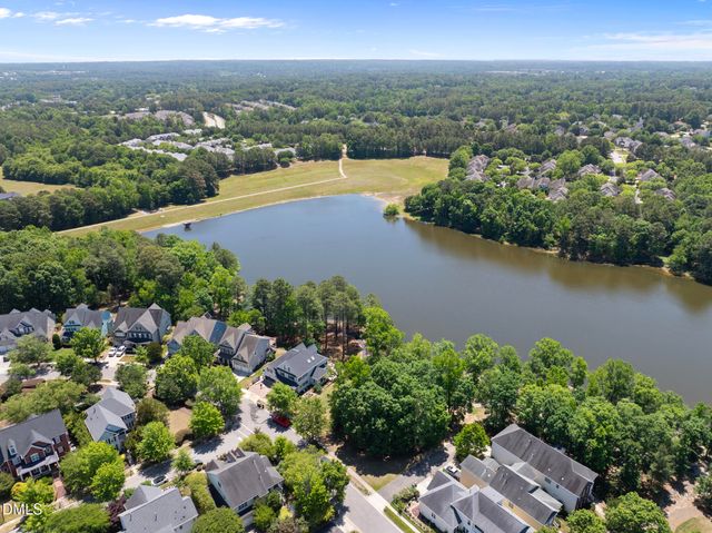 606 Stafford Brook Lane, Cary, NC 27519