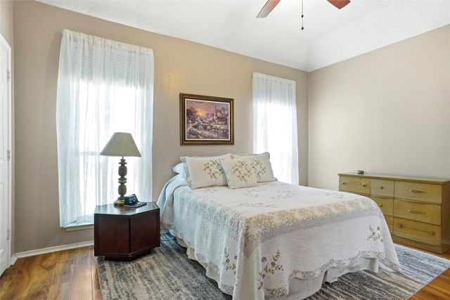 6951 Chaco Trail, Fort Worth, TX 76137