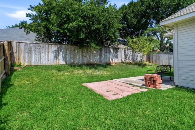 6951 Chaco Trail, Fort Worth, TX 76137