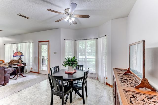 9881 Fosters Bend, Cleveland, TX 77328