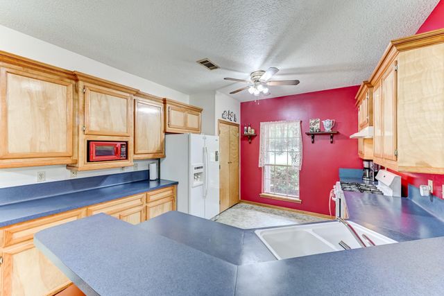 9881 Fosters Bend, Cleveland, TX 77328