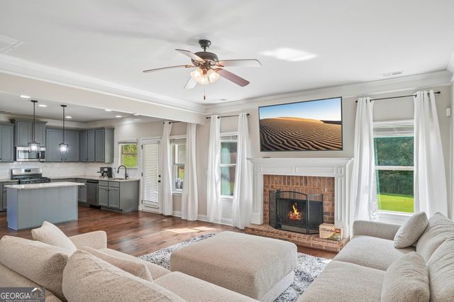 109 Donovan Avenue, Locust Grove, GA 30248