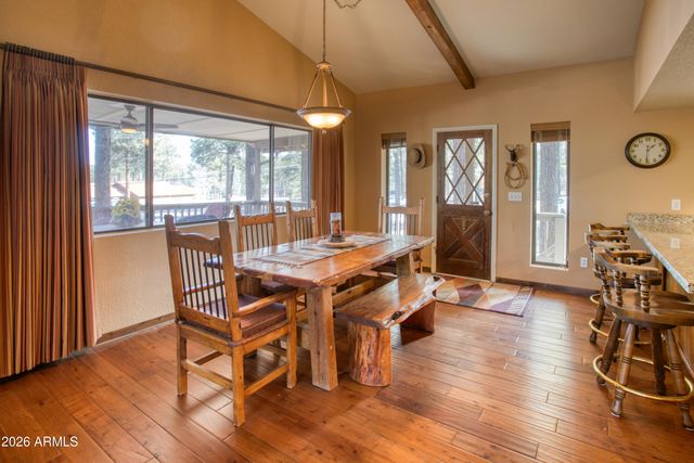 6689 COUNTRY CLUB Drive, Pinetop, AZ 85935