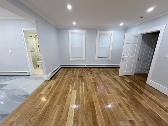 31 Quincy St 31, Quincy, MA 02169