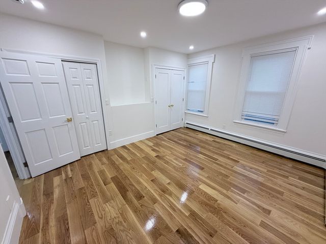 31 Quincy St 31, Quincy, MA 02169