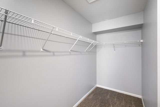 2827 Rutland Circle 204, Naperville, IL 60564