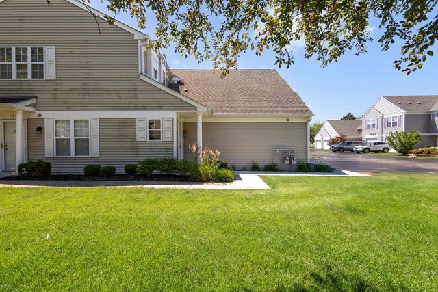 2827 Rutland Circle 204, Naperville, IL 60564
