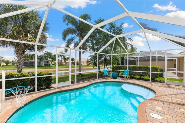 7268 Salerno CT, Naples, FL 34114