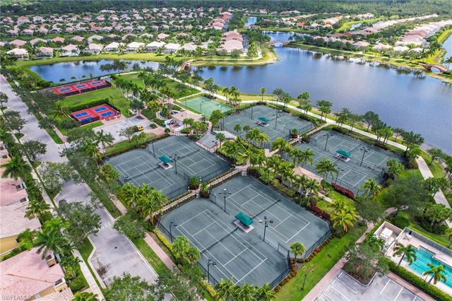 7268 Salerno CT, Naples, FL 34114