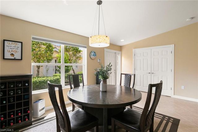 7268 Salerno CT, Naples, FL 34114