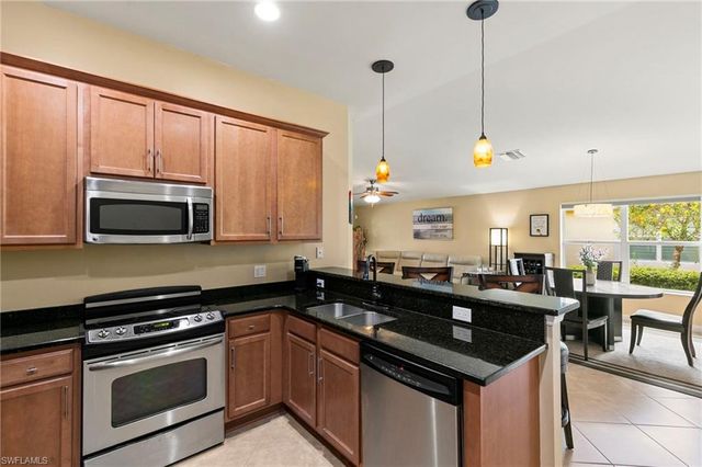 7268 Salerno CT, Naples, FL 34114