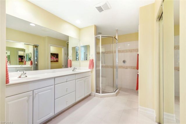 20667 Wildcat Run DR 101, Estero, FL 33928