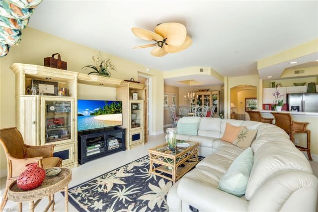 20667 Wildcat Run DR 101, Estero, FL 33928