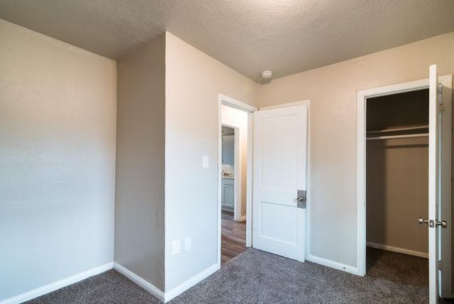 5327 Bell Street 8, Houston, TX 77023