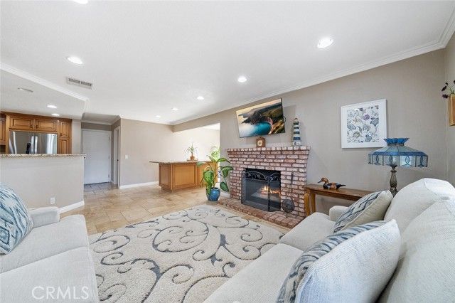 1582 Foxdale Court, Upland, CA 91786