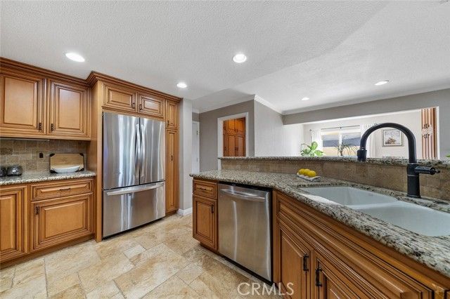1582 Foxdale Court, Upland, CA 91786