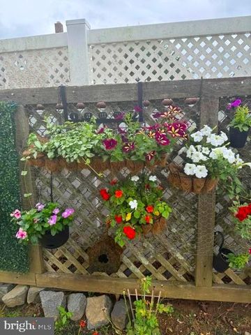 23 BROWN DR, Hamilton, NJ 08690