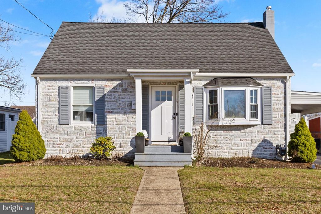 23 BROWN DR, Hamilton, NJ 08690