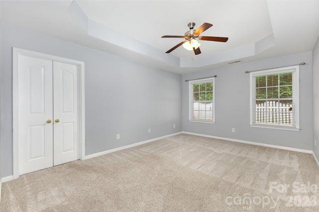 6533 Falls Lake Drive, Charlotte, NC 28270