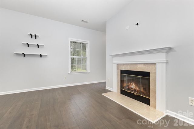 6533 Falls Lake Drive, Charlotte, NC 28270