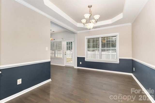 6533 Falls Lake Drive, Charlotte, NC 28270