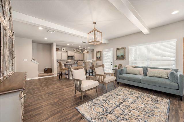 547 Hayes Lane, College Station, TX 77845