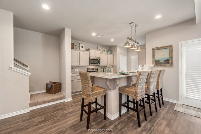 547 Hayes Lane, College Station, TX 77845