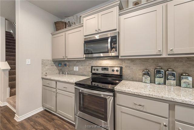 547 Hayes Lane, College Station, TX 77845