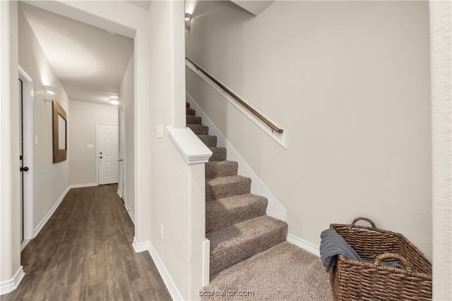 547 Hayes Lane, College Station, TX 77845