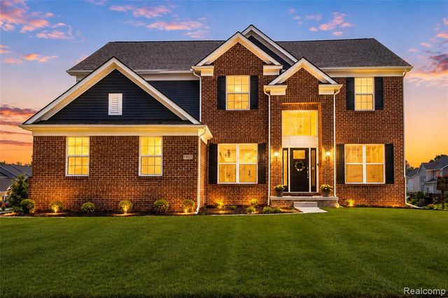 4146 Newgard Drive, Lake Orion, MI 48359