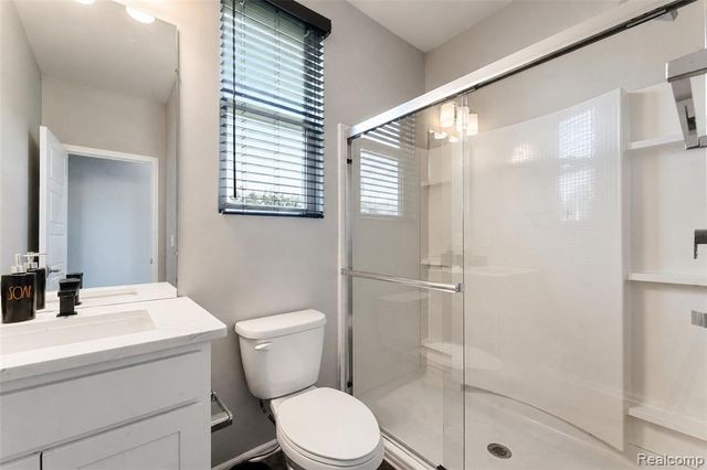 4146 Newgard Drive, Lake Orion, MI 48359