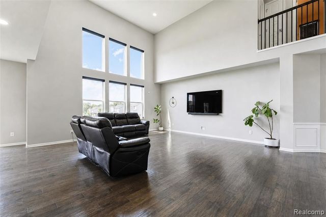 4146 Newgard Drive, Lake Orion, MI 48359