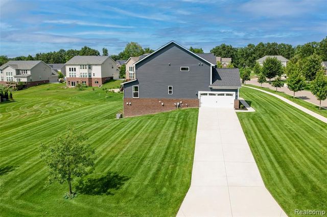 4146 Newgard Drive, Lake Orion, MI 48359