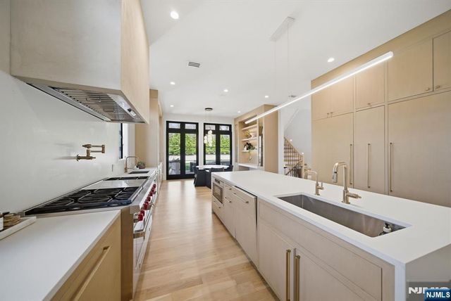187 Hudson Avenue, Tenafly, NJ 07670