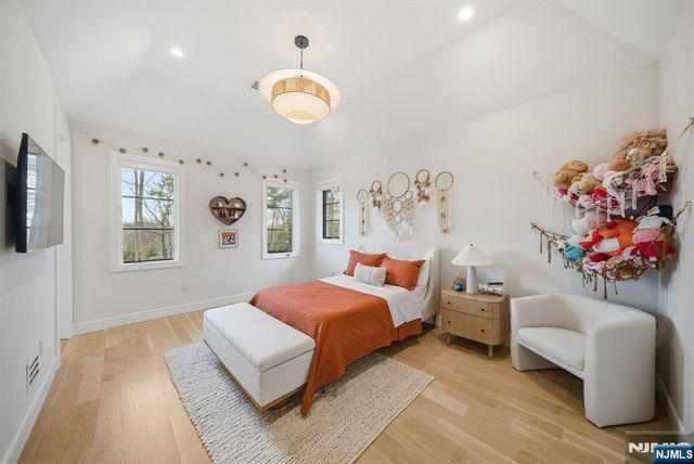 187 Hudson Avenue, Tenafly, NJ 07670