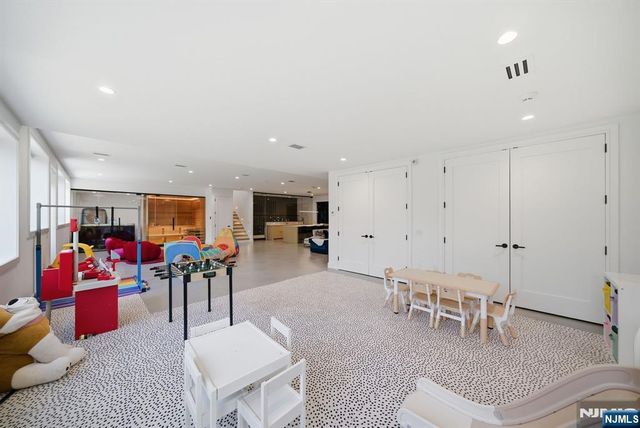 187 Hudson Avenue, Tenafly, NJ 07670