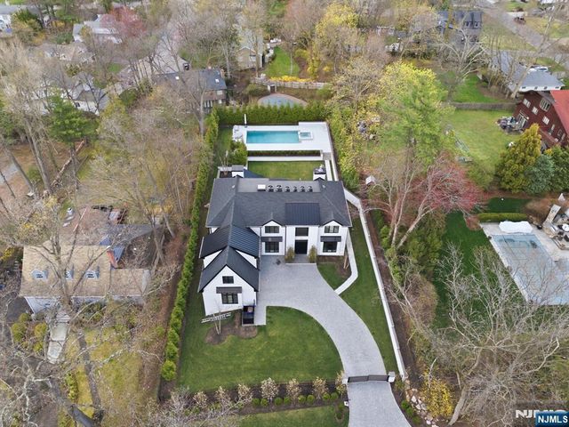 187 Hudson Avenue, Tenafly, NJ 07670