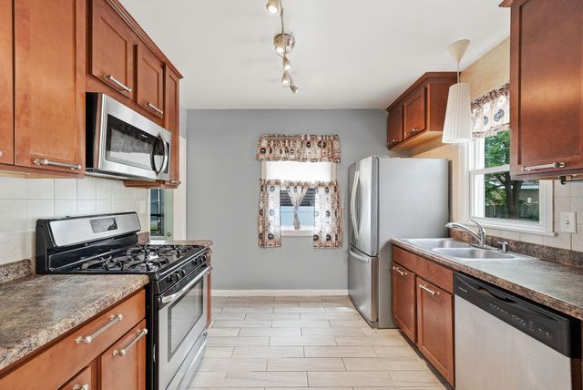 1285 Galtier Street, Saint Paul, MN 55117