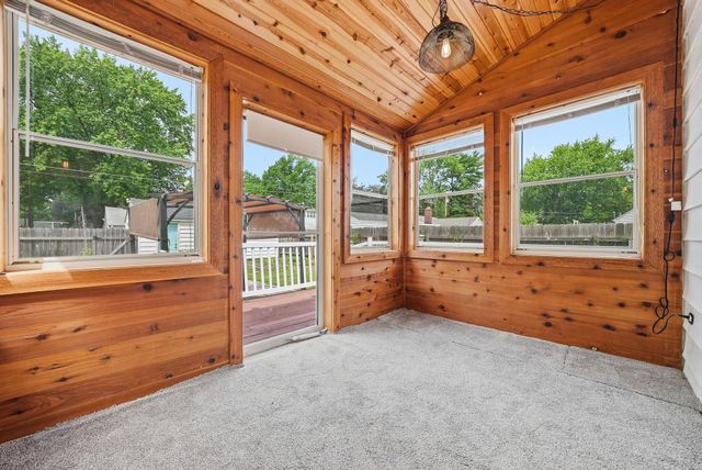 1285 Galtier Street, Saint Paul, MN 55117