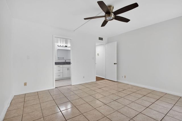 3203 Portofino Point M1, Coconut Creek, FL 33066