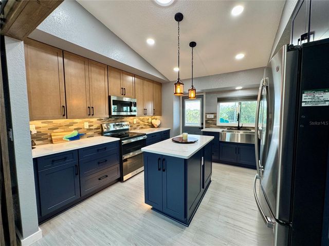 7650 HATTERAS DRIVE, Hudson, FL 34667