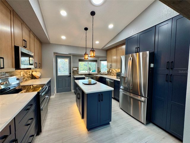 7650 HATTERAS DRIVE, Hudson, FL 34667