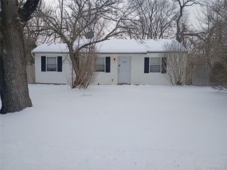 622 Post Avenue, Bellport, NY 11713