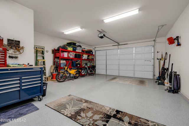 8164 S Expedition Drive, Tucson, AZ 85747